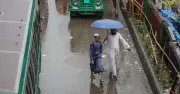 রাজধানীতে ভারী বৃষ্টি, অফিসগামী ও শিক্ষার্থীদের দুর্ভোগ