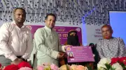 তথ্য প্রতিমন্ত্রীর ফ্যামিলি কার্ড লেনদেন নিষেধ, হাসপাতালে সশস্ত্র কর্মী মোতায়েনের ঘোষণা