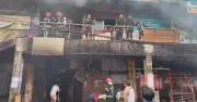 বিজয় সরণি কলমিলতা বাজারে ভয়াবহ অগ্নিকাণ্ড, ১০ ইউনিট কাজ করছে