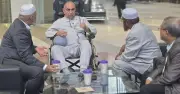 অসুস্থ মির্জা আব্বাসের খোঁজ নিতে হাসপাতালে জামায়াত নেতা