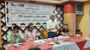 বাংলাদেশে নীরব পরাগসংকট: মৌমাছি কমছে, কৃষি উৎপাদনে হুমকি