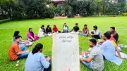 ড্যাফোডিল বন্ধুসভার পাঠচক্রে শেষের কবিতা নিয়ে আলোচনা
