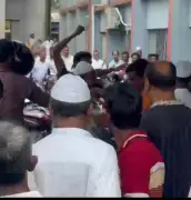নেত্রকোনায় পশুর বাজার ইজারা নিয়ে বিএনপি-জামায়াত সংঘর্ষ