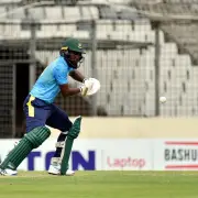 জাকের আলীর সেঞ্চুরিতে আবাহনীর বড় জয়