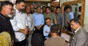 প্রধানমন্ত্রী তারিকের রহমানের পল্লবীতে ধর্ষিত-হত্যাকাণ্ডের শিকার শিশুর বাড়িতে সান্ত্বনা