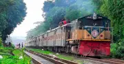 ঈদুল আজহায় যাত্রী চাপ কমাতে ১০টি স্পেশাল ট্রেন চালু করছে রেলওয়ে