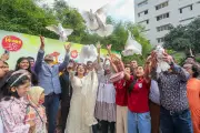 পায়রা উড়িয়ে কিআ কার্নিভ্যাল ২০২৬ উদ্বোধন