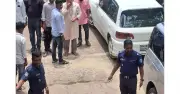 কক্সবাজার আদালতে বিএনপি নেতাকে লক্ষ্য করে গুলি, আটক ২
