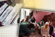 ঢাকায় নৌকা ভ্রমণে পর্যটকদের ভিড়