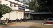 নওগাঁয় ট্রাকের চাপায় অটোরিকশা চালকসহ দুইজন নিহত