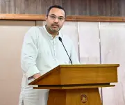প্রথম ১০০ দিনে মানবিক রাজনীতির দৃষ্টান্ত স্থাপন করেছে সরকার: মাহদী আমিন