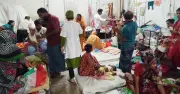 হামের উপসর্গে বরিশাল মেডিকেলে রোগীর চাপ, বেড সংকটে চিকিৎসা মেঝেতে