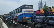 ঈদে উত্তরবঙ্গগামী যাত্রীদের দুর্ভোগ, যমুনা সেতুতে ঘণ্টার পর ঘণ্টা আটক