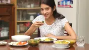 সময় নিয়ে চিবিয়ে খাবার খাওয়া বিজ্ঞানসম্মত: গবেষণা