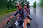 হেলমেট ছাড়া বাইক চালিয়ে বিতর্কে সিলেট সিটির সিইও