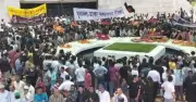 জিয়ার মৃত্যুবার্ষিকীতে বিএনপি নেতাকর্মীদের ঢল, সমাধিতে শ্রদ্ধা নিবেদন