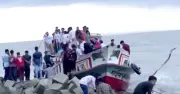 মেঘনা নদীর চরে আটকে পড়া তিন শতাধিক দর্শনার্থী উদ্ধার