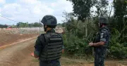 মালয়েশিয়ায় পুলিশের তল্লাশি এড়াতে গিয়ে দুর্ঘটনা, ৯ বাংলাদেশি আটক