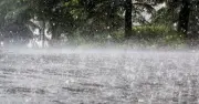 দেশের ১৭ জেলায় ঝোড়ো হাওয়া ও বজ্রবৃষ্টির সম্ভাবনা