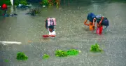 চট্টগ্রামে ভারী বৃষ্টিতে জলাবদ্ধতা, প্রকল্প শেষ হলেও দুর্ভোগ