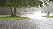 ২০ জেলায় ঝড়বৃষ্টির আভাস, নদীবন্দরে সতর্কতা
