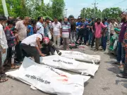 মুক্তাগাছায় ট্রাক-সিএনজি সংঘর্ষে তিন নারী নিহত