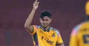 নাহিদ রানার বোলিংয়ে মুগ্ধ ওয়াসিম আকরাম
