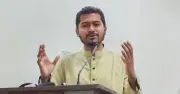 প্রবাসীদের ভোগান্তি কমাতে ডিসিদের নির্দেশ: প্রতিমন্ত্রী
