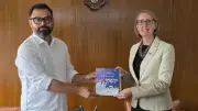 ক্রীড়া প্রতিমন্ত্রীর সঙ্গে ব্রিটিশ হাইকমিশনারের সৌজন্য সাক্ষাৎ