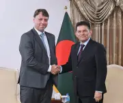 যুক্তরাষ্ট্রের বাণিজ্যচুক্তি নিয়ে সমালোচনার জবাবে পররাষ্ট্রমন্ত্রীর পরামর্শ