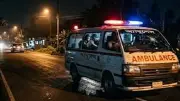 গুলিবিদ্ধ যুবককে ঢাকায় নেওয়ার পথে অ্যাম্বুলেন্সে গুলি, নারায়ণগঞ্জে আসামি ধরতে গিয়ে হামলার শিকার ৩ র্যাব সদস্য