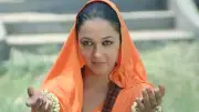 অভিনেত্রী নওহিদ সাইরুসির বলিউড ছাড়ার কারণ ও নতুন পথ