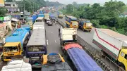ঢাকা-চট্টগ্রাম মহাসড়কে ১৩ কিমি যানজট, দুর্ভোগে যাত্রীরা