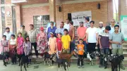 দয়ালনগর বন্ধুসভার উদ্যোগে শিক্ষার্থীদের মধ্যে ছাগল বিতরণ
