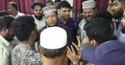কুষ্টিয়ায় এমপি আমির হামজা ফুটবল টুর্নামেন্ট উদ্বোধনে গিয়ে শিক্ষার্থীদের অবরুদ্ধ