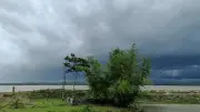 তুরাগের জলে বিকেলের নিশ্বাস: প্রকৃতির নীরব কবিতা