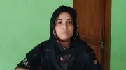 স্ত্রীর স্বীকৃতির দাবিতে অনশনে তরুণী, হরমুজ প্রণালিতে ফরাসি রণতরী