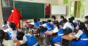 শতভাগ শিক্ষার্থীর বাংলা ও ইংরেজি পড়া নিশ্চিতের নির্দেশ, ব্যর্থতায় বেতন বন্ধ