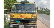 চৌদ্দগ্রামে ট্রাক থেকে ১০ গরু লুট, চালক-সহকারী আহত