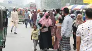 দুর্ভোগ নিরসনে নাগরিক সেবা নিশ্চিতের দাবিতে মহাসড়কে অবরোধ