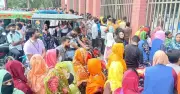 ঈশ্বরদী ইপিজেডে ভাড়া বৃদ্ধির প্রতিবাদে শ্রমিকদের বিক্ষোভ, পরিস্থিতি স্বাভাবিক