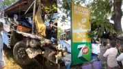 দুই বাসের মুখোমুখি সংঘর্ষে নিহত ৪, আহত ২০