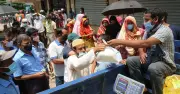 ঈদে টিসিবির ট্রাকসেল: ভোজ্যতেলের দাম বাড়িয়ে ১৩০ টাকা