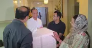 প্রধানমন্ত্রীর উপহারে নবদম্পতি মুগ্ধ