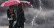 রাজধানীতে বজ্রসহ বৃষ্টির সম্ভাবনা, তাপমাত্রা অপরিবর্তিত