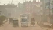 বায়ুদূষণে শীর্ষে ঢাকা, ইসরায়েলের হামলায় দুই বাংলাদেশি নিহত