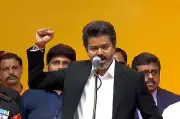 তামিলনাড়ুতে ৭১৭ সরকারি মদের দোকান বন্ধের নির্দেশ মুখ্যমন্ত্রী বিজয়ের