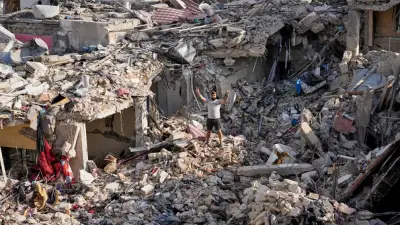 লেবাননে ইসরায়েলি হামলায় নিহত ৪, বিশ্বকাপে মেসির হ্যাটট্রিকে আলজেরিয়াকে উড়িয়ে দিল আর্জেন্টিনা