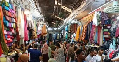সারা দেশে সন্ধ্যা ৭টায় বন্ধ থাকবে শপিংমল-বাজার: সরকারের নতুন নির্দেশনা