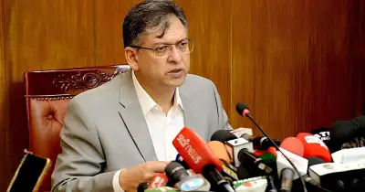 ব্যাটারিচালিত রিকশা মহানগরের বাইরে সরানোর চিন্তা করছে সরকার: স্বরাষ্ট্রমন্ত্রী